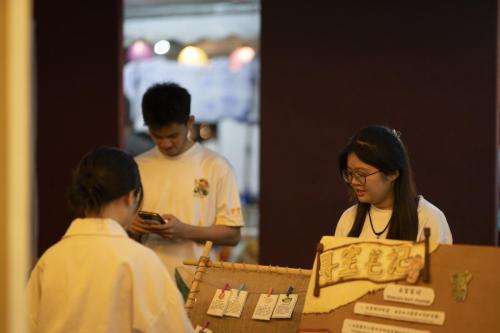 嘉年华与文化展览 | 第二十五届马大灯笼节 CARNIVAL & EXHIBITION PTUM 25